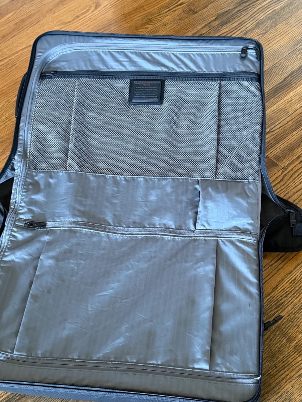 TUMI ALPHA 2 BLACK NYLON WHEELED CARRY ON - Picture 10 of 13
